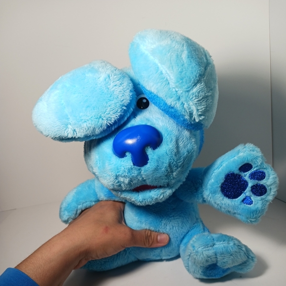 Blue's Clues Peekaboo Blue Plush Stuffed Animal Interactive Toy Dog - Picture 2 of 13
